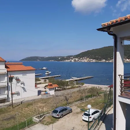 Apartment In Supertarska Draga - Insel Rab 42680 *