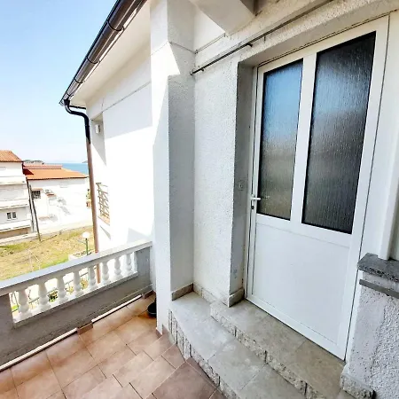 Apartment In Supertarska Draga - Insel Rab 42680 Supetarska Draga